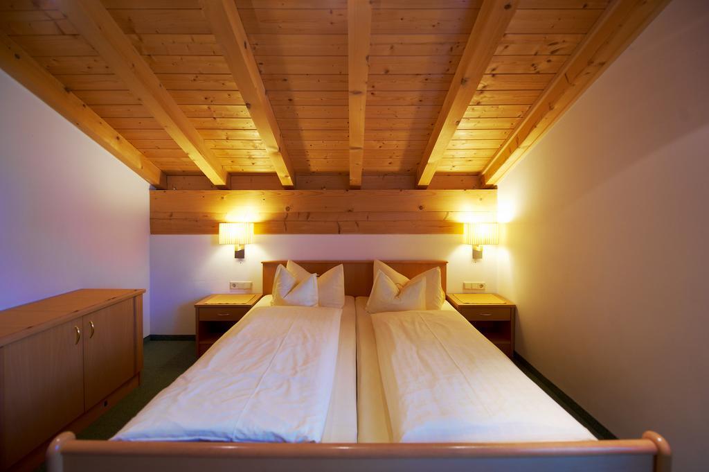 Hotel Mohnenfluh レッヒ エクステリア 写真